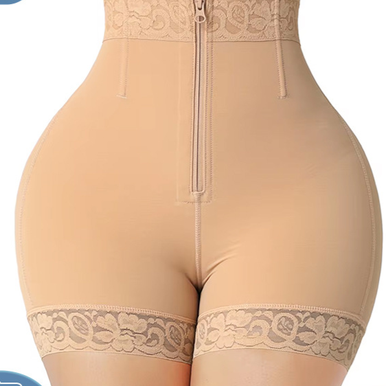 LaceLift Sculpt Short